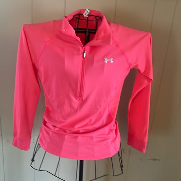 Under Armor sportswear size medium - Picture 1 of 4